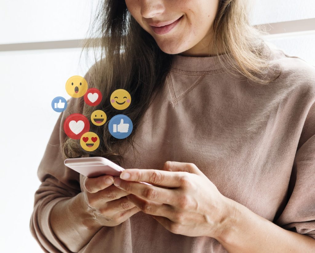 read french on your social media