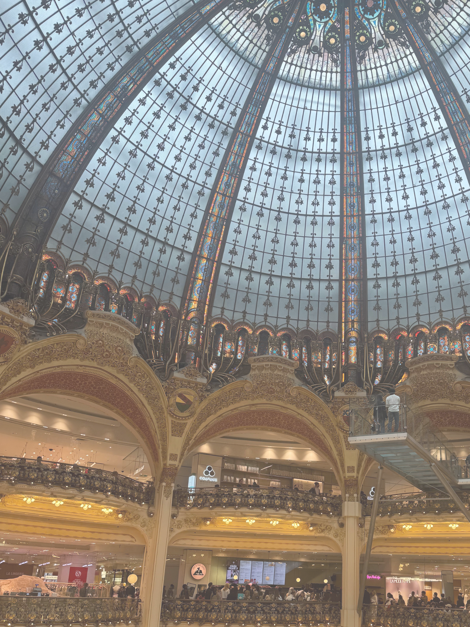 French classes | Pros and cons of learning French in groups or in private classes
